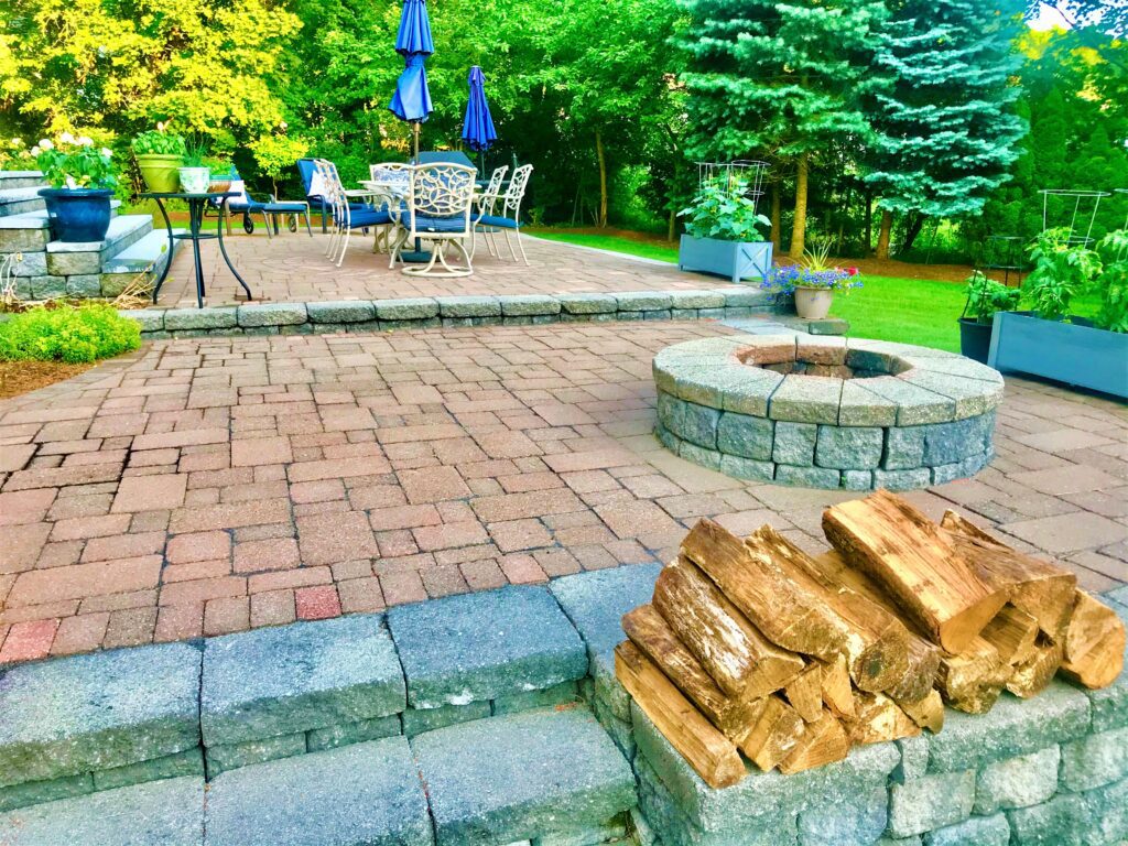 backyard paver patio and fire pit