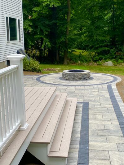 Chelmsford-patio-fire pit-walkway-outdoor space