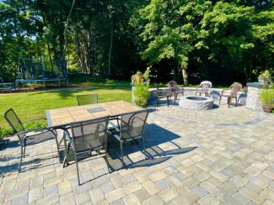 outdoor Westford paver patio and fire pit